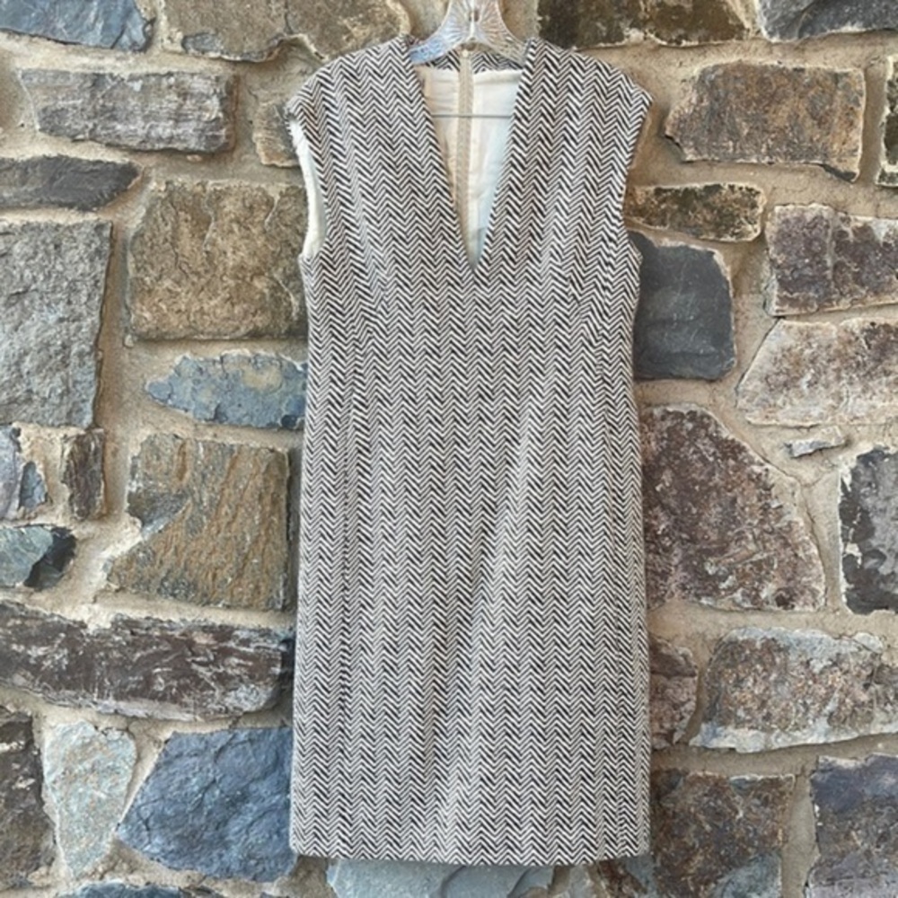 Mondi Vintage Wool Blend Chevron Print V-Neck Dress in Cream/Black Size EU 36
